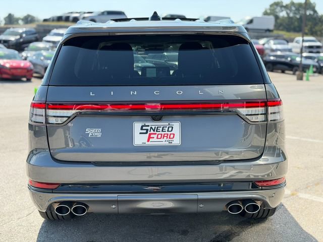 Used 2025 Lincoln Aviator Reserve w/ Equipment Group 201A image 6