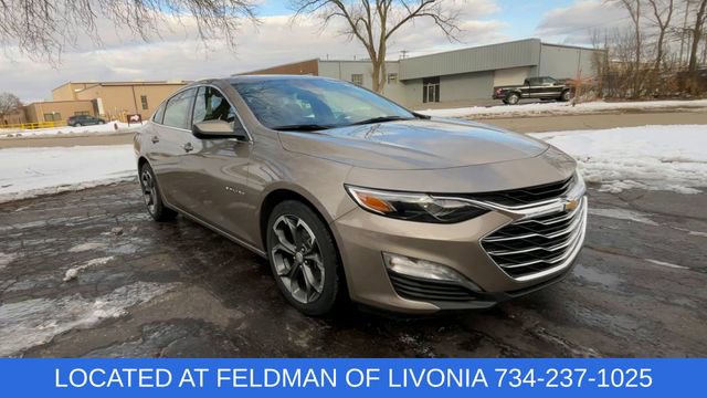 Used 2023 Chevrolet Malibu LT image 2