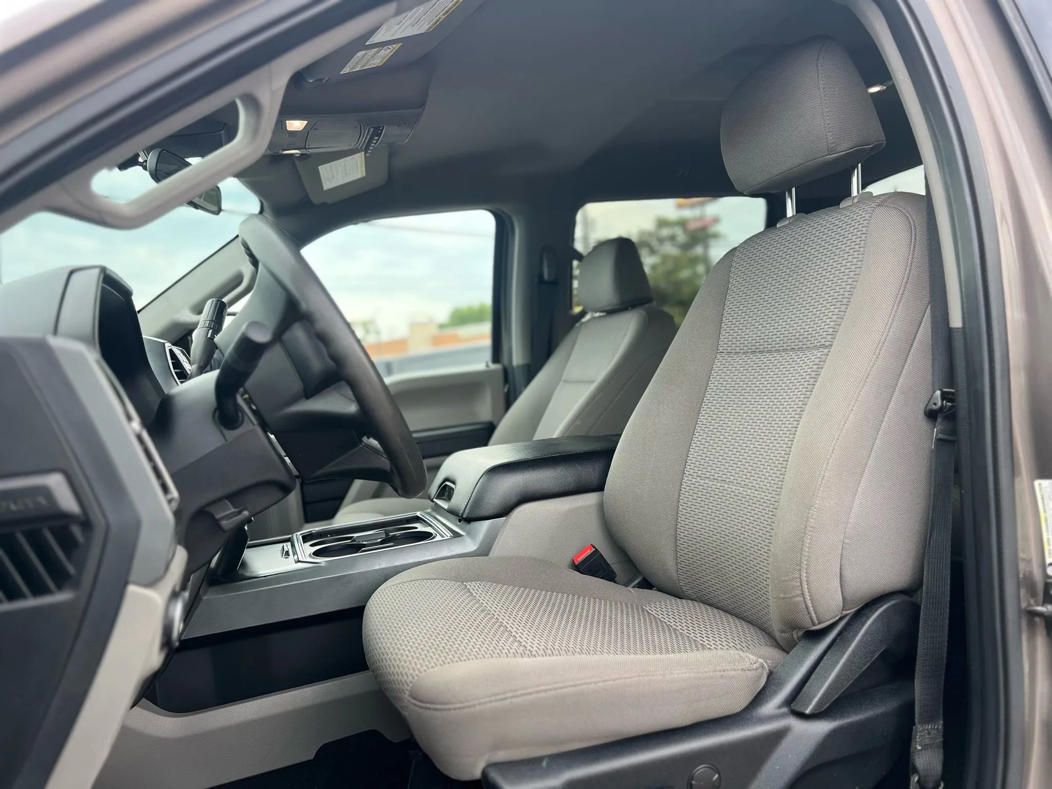 Used 2021 Ford F250 XLT w/ XLT Premium Package image 13