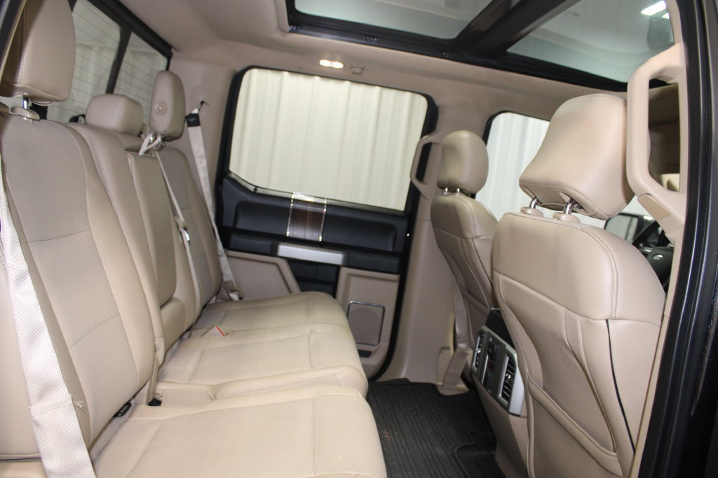 Used 2015 Ford F150 Lariat w/ Equipment Group 502A Luxury AWD/4WD image 24