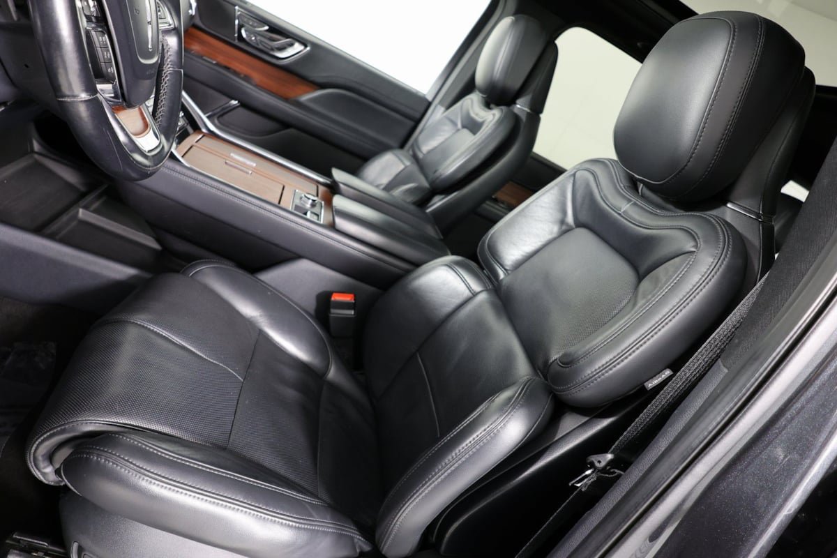 Used 2023 Lincoln Navigator Reserve AWD/4WD image 10