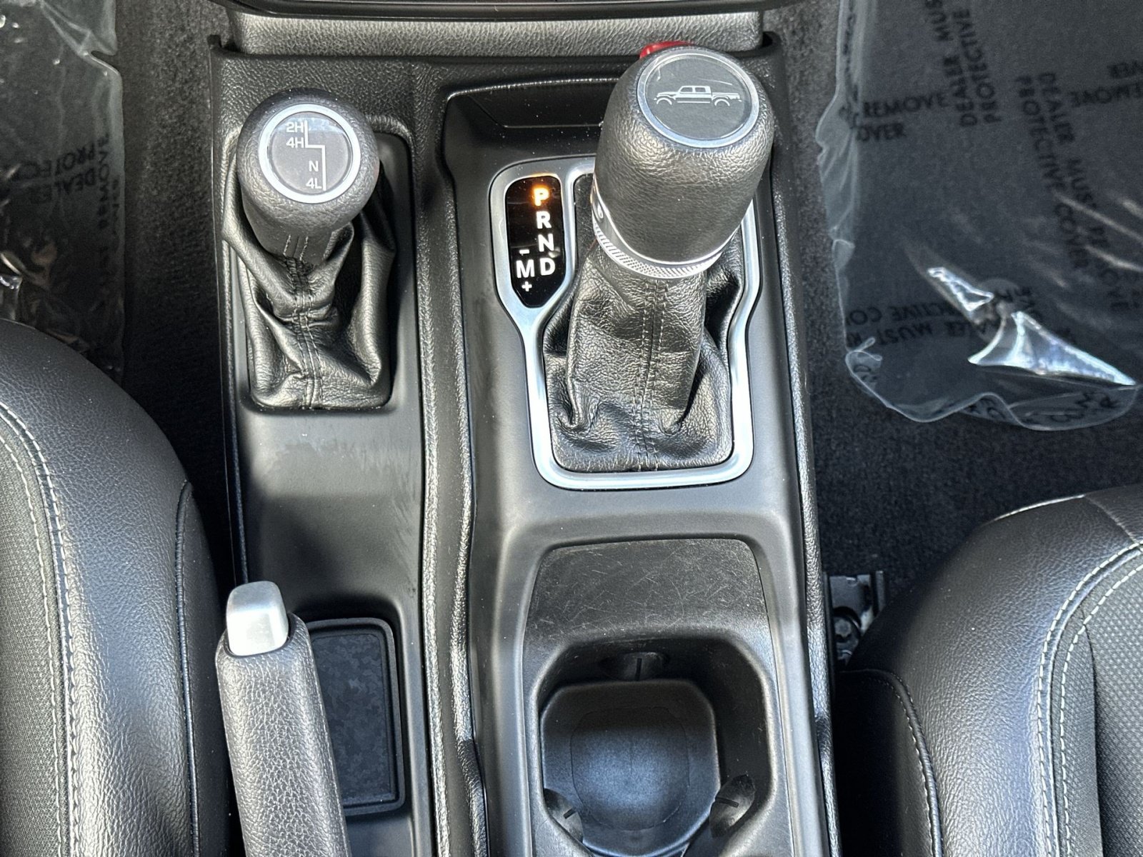 Used 2021 Jeep Gladiator Sport AWD/4WD image 23