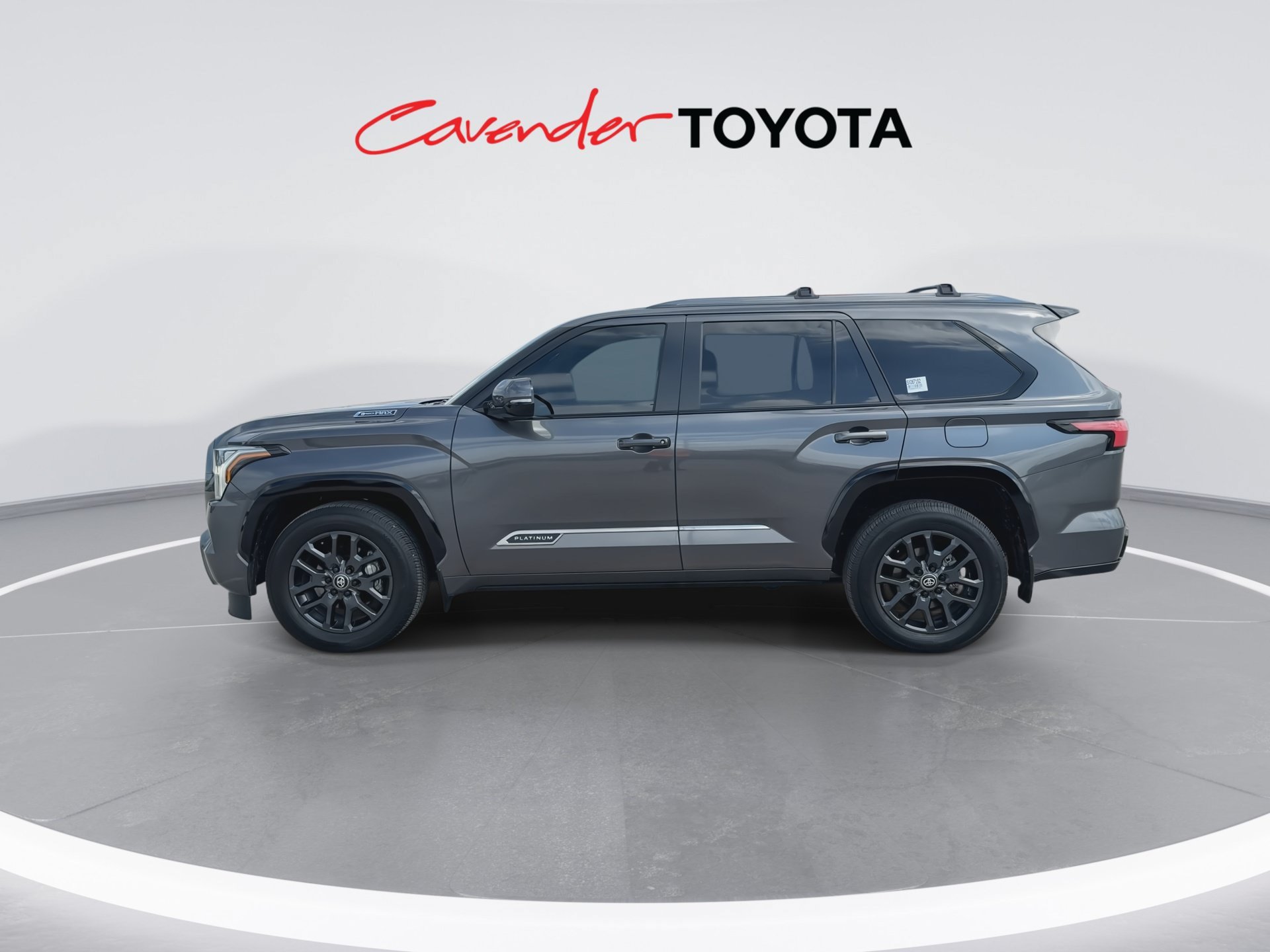 Certified 2025 Toyota Sequoia Platinum AWD/4WD image 5