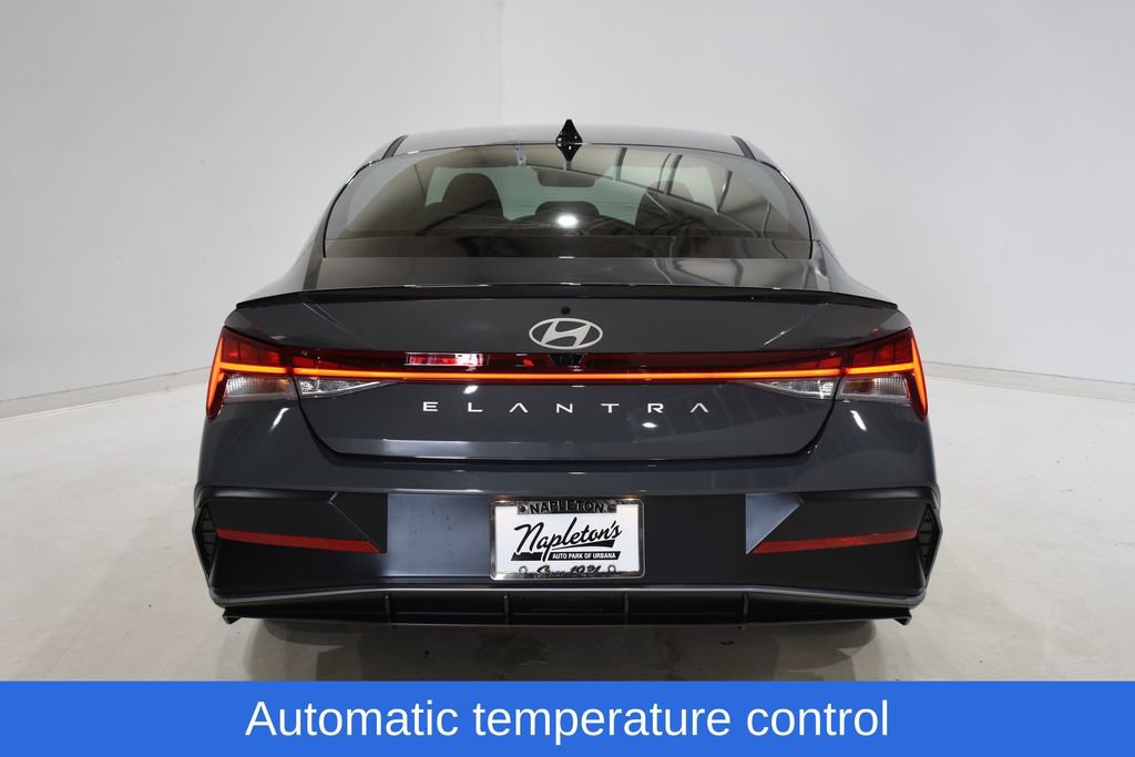 New 2026 Hyundai Elantra Sport image 5