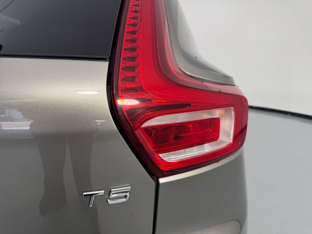Used 2021 Volvo XC40 T5 Inscription AWD/4WD image 8