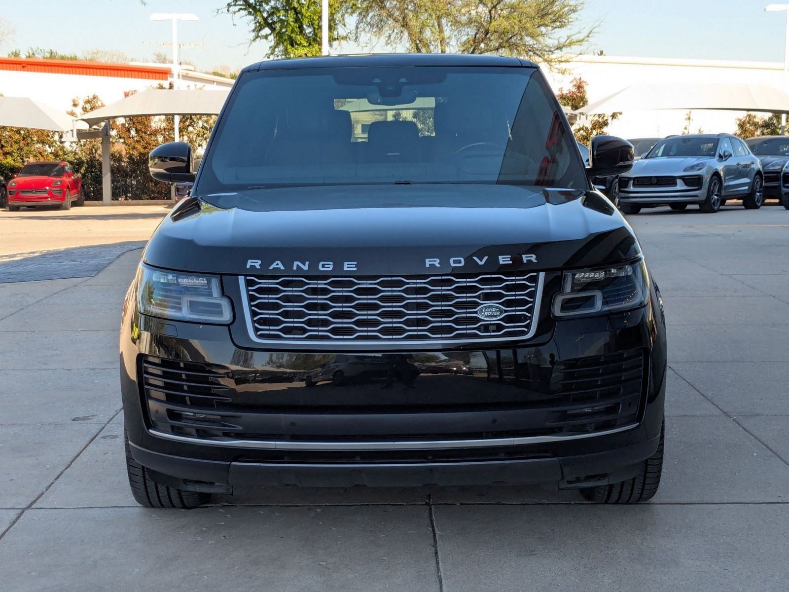 Used 2019 Land Rover Range Rover Long Wheelbase Supercharged image 6