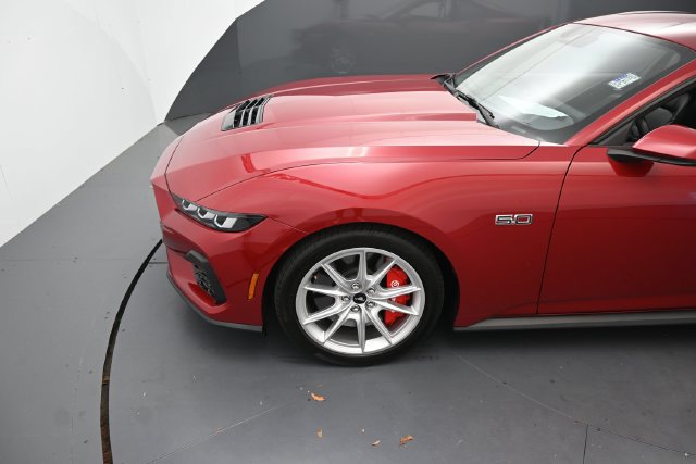 Used 2024 Ford Mustang GT Premium RWD image 9