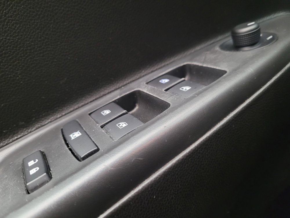 Used 2020 Chevrolet Spark LT FWD image 27