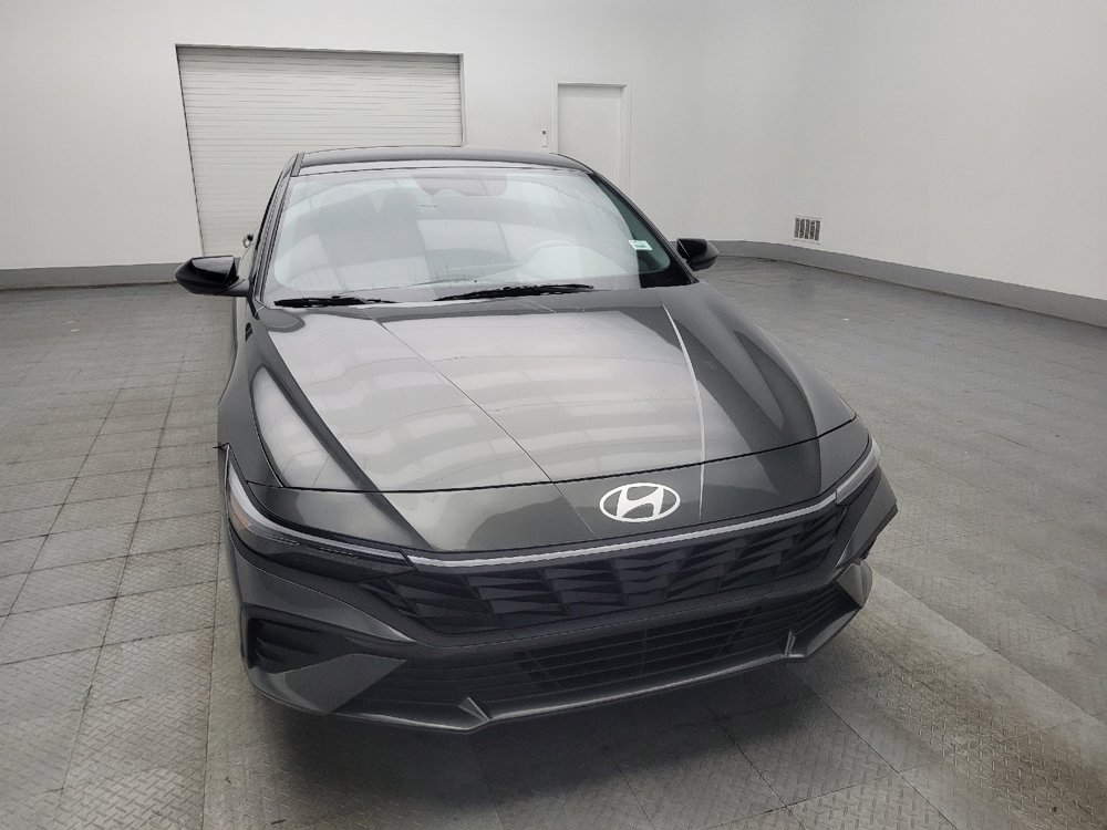 Used 2025 Hyundai Elantra Sport FWD image 14
