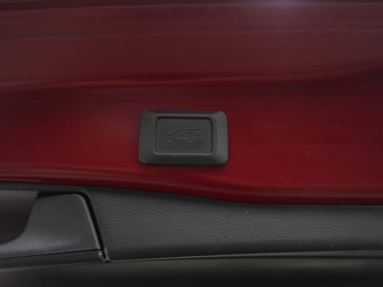 Used 2020 Toyota RAV4 Limited image 10