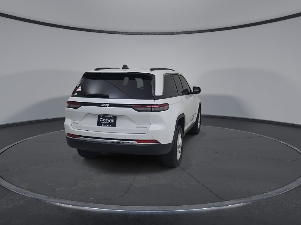New 2026 Jeep Grand Cherokee Laredo X AWD/4WD image 15