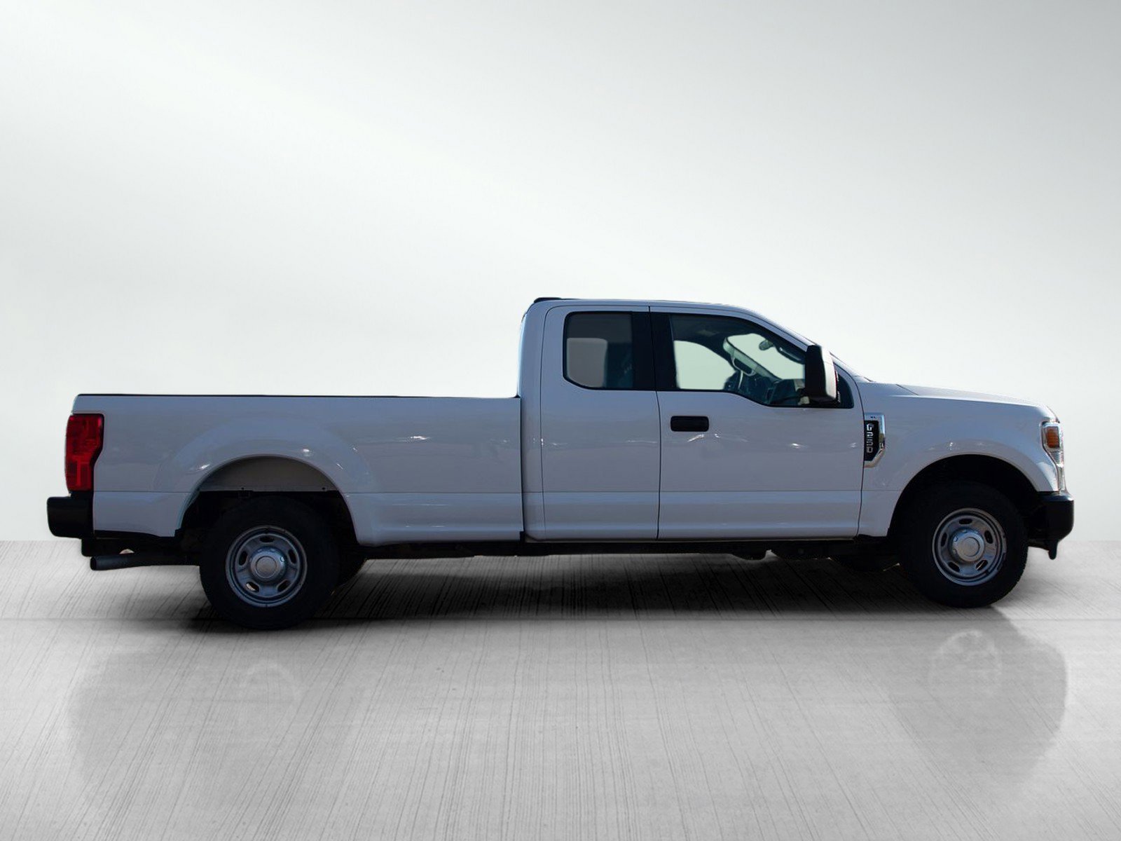 Used 2021 Ford F250 XL w/ Power Equipment Group RWD image 6