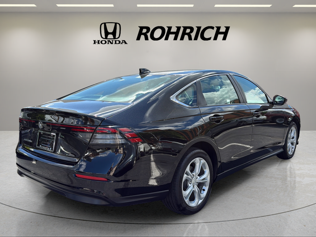 Used 2023 Honda Accord LX image 6