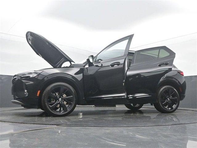 Certified 2022 Buick Envision Preferred w/ Sport Touring Package image 59