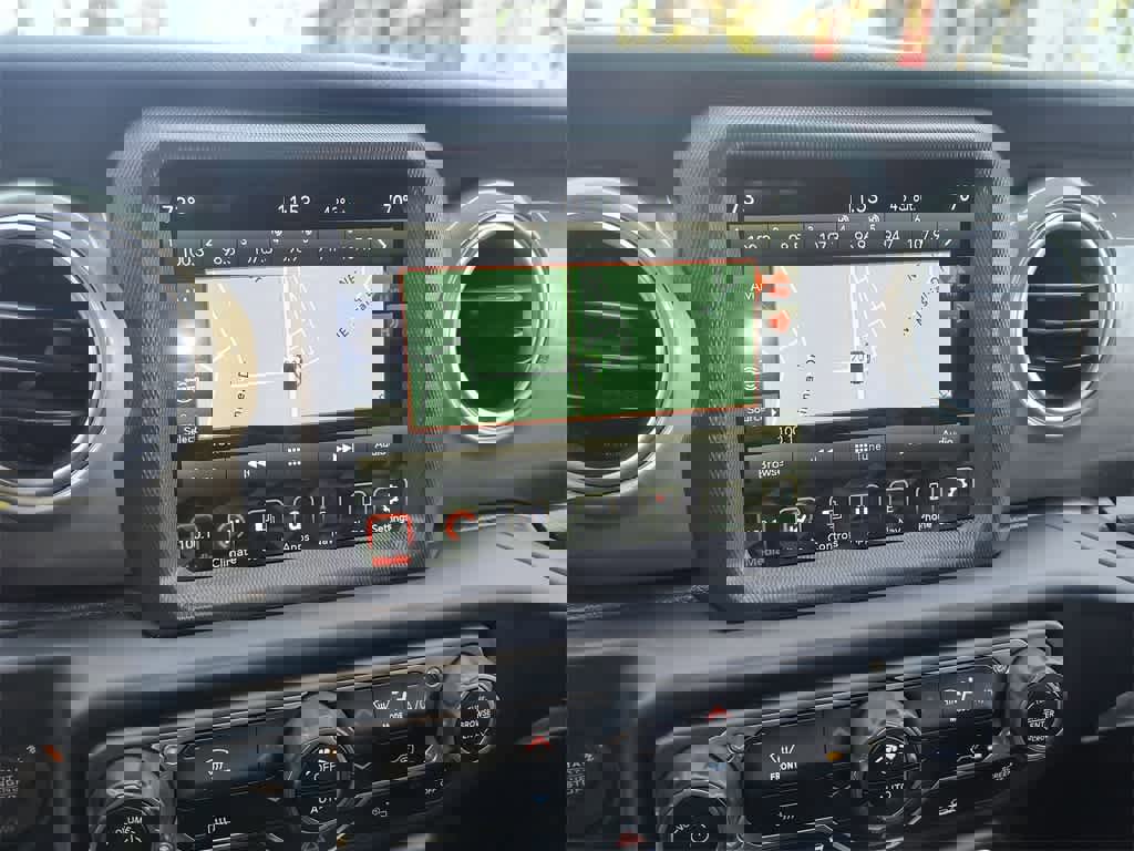 Used 2023 Jeep Wrangler Sahara image 16