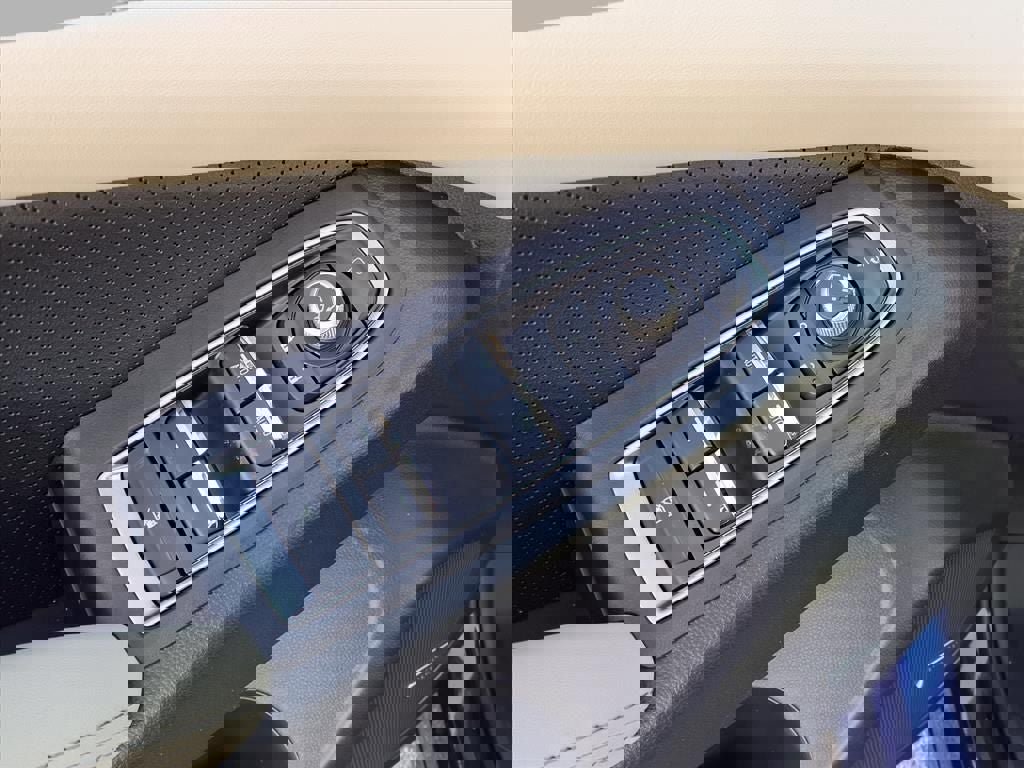 New 2026 Subaru Ascent Limited image 11