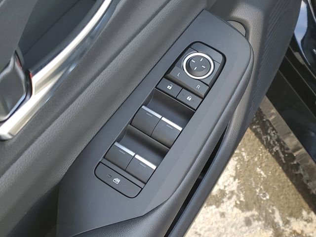 New 2026 Toyota Prius Plug-In Hybrid image 10