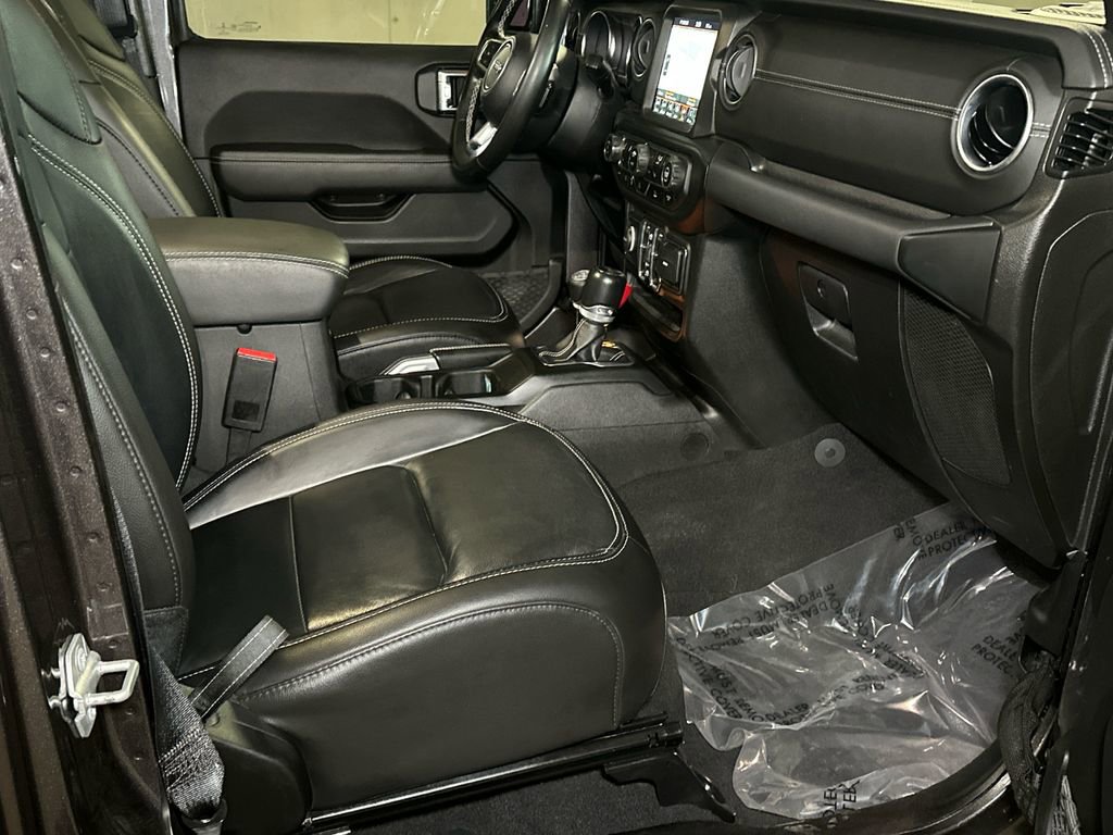 Used 2021 Jeep Wrangler Unlimited Sahara w/ Cold Weather Group image 11