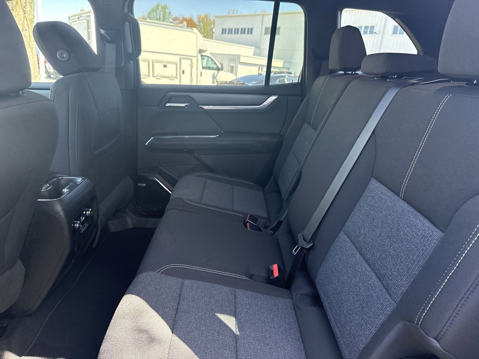 New 2026 GMC Acadia Elevation AWD/4WD image 18