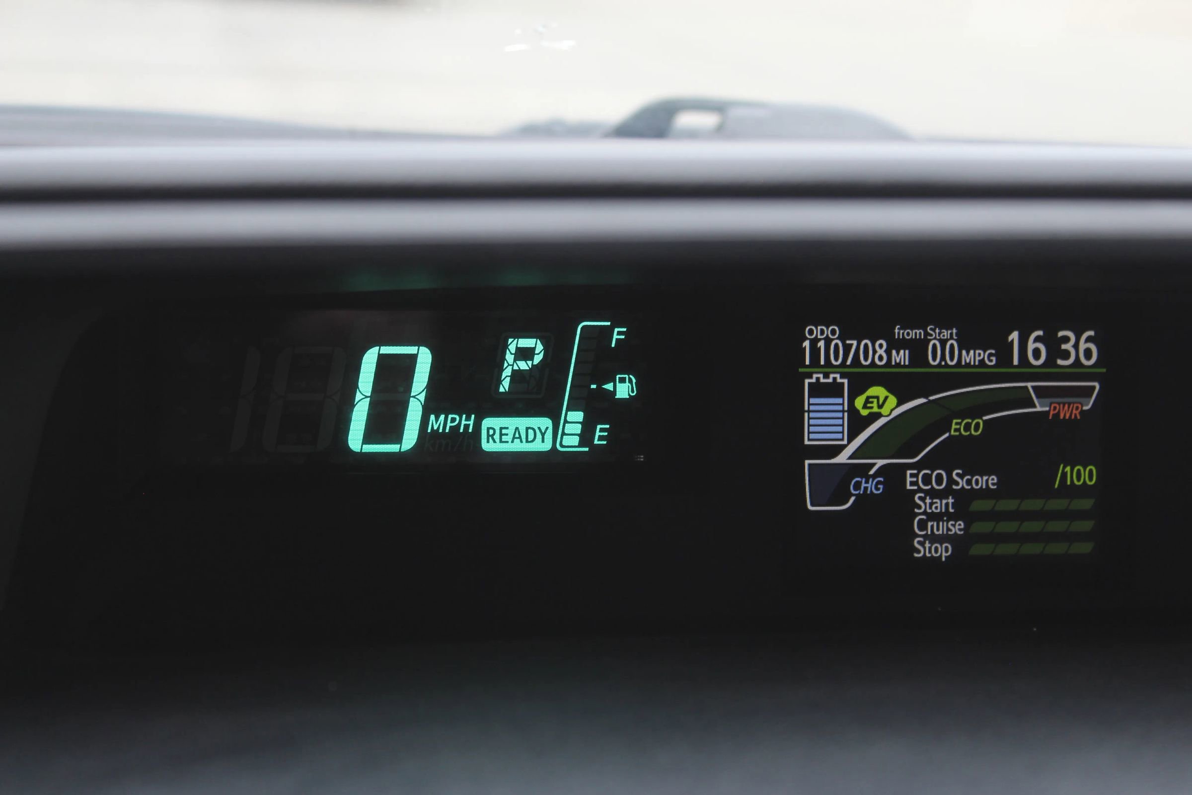 Used 2013 Toyota Prius C Two FWD image 31