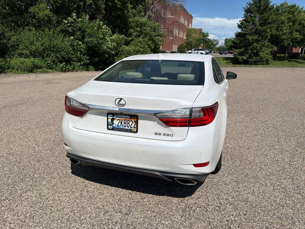 Used 2017 Lexus ES 350 w/ Premium Package FWD image 30