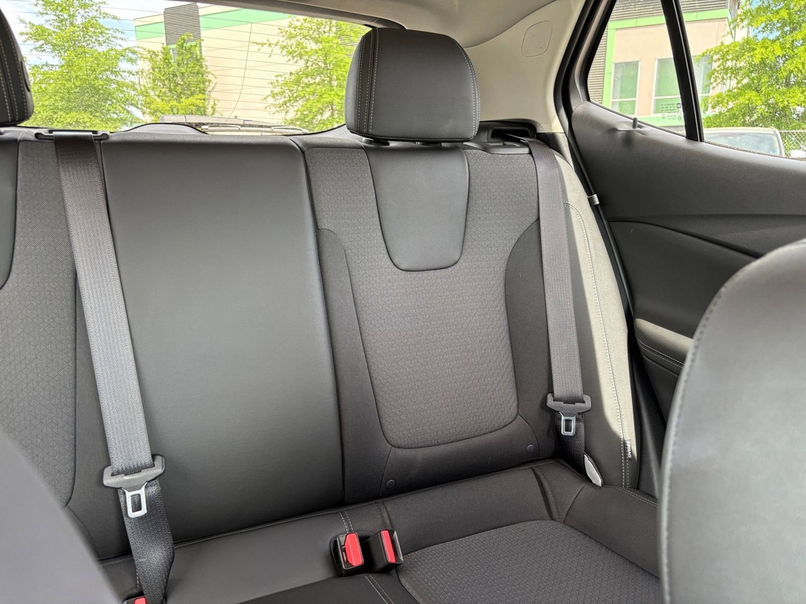 Used 2025 Buick Encore GX Preferred FWD image 36