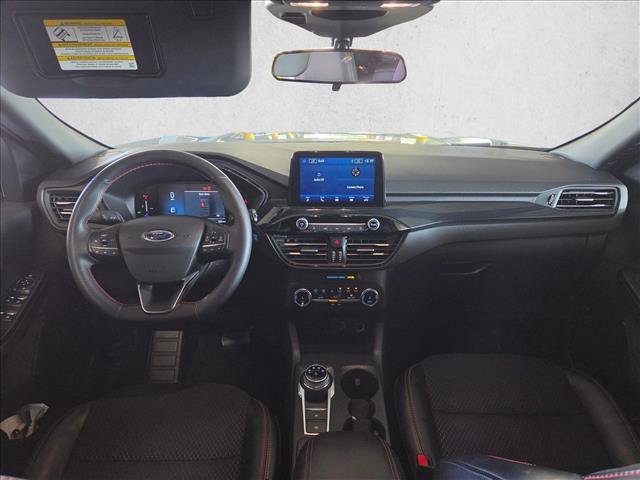 Used 2025 Ford Escape ST-Line AWD/4WD image 16