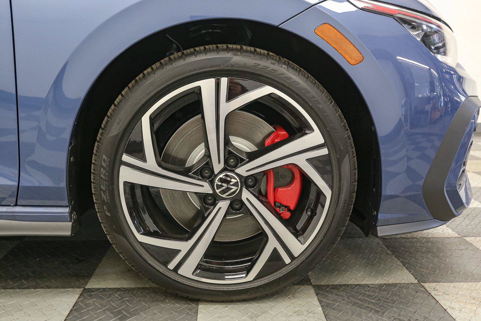 New 2026 Volkswagen GTI SE FWD image 12