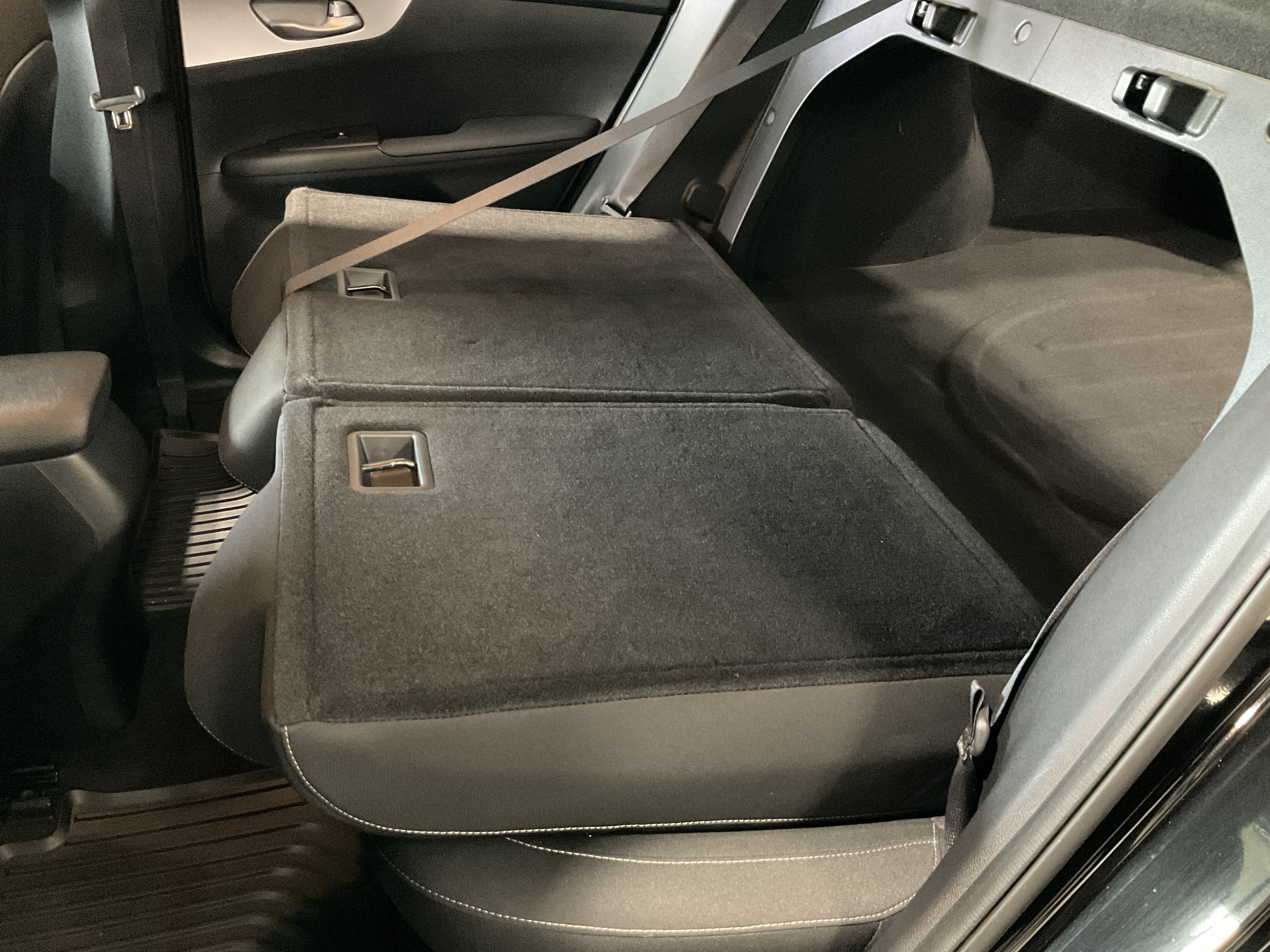 Used 2023 Kia Forte LXS FWD image 35