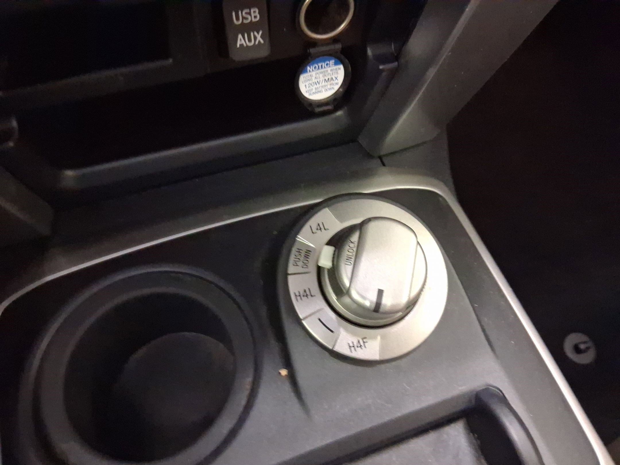 Used 2013 Toyota 4Runner Limited image 29