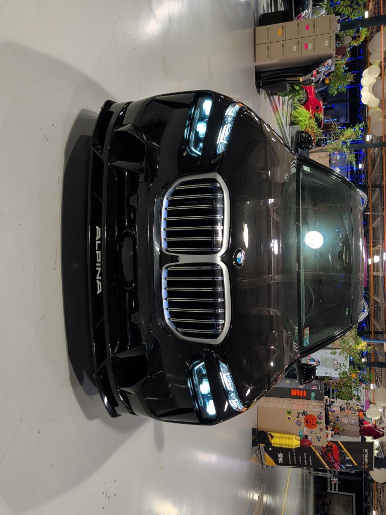 Certified 2025 BMW ALPINA XB7 AWD/4WD image 11