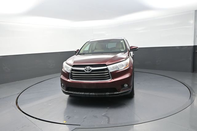 Used 2015 Toyota Highlander XLE image 28
