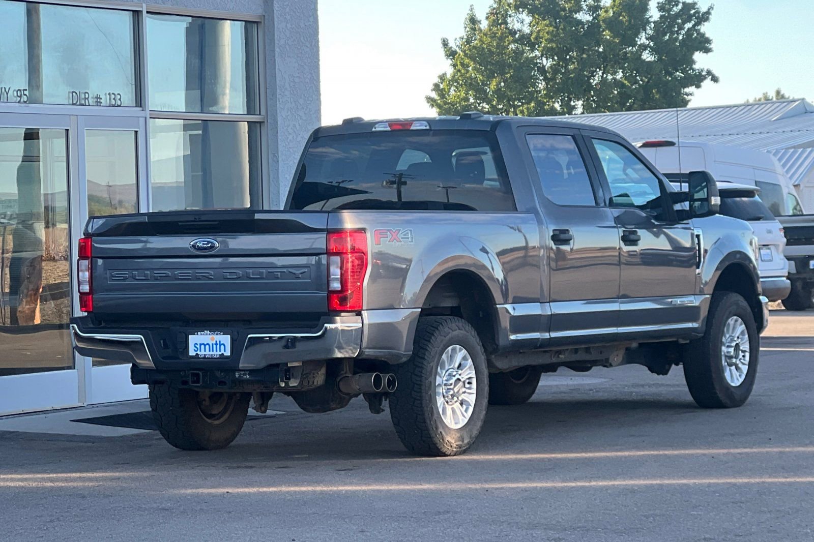 Used 2022 Ford F250 XLT w/ FX4 Off-Road Package image 3