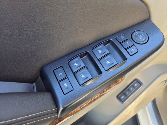 Certified 2018 Chevrolet Tahoe Premier AWD/4WD image 22