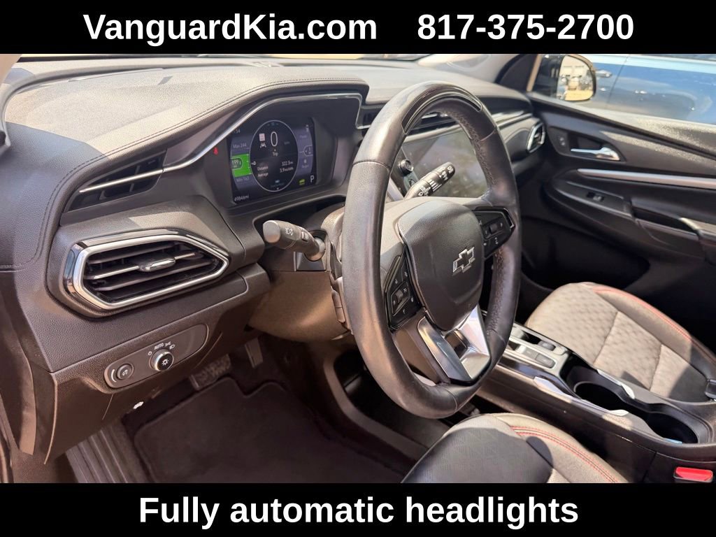 Used 2023 Chevrolet Bolt EUV Premier w/ Sun & Sound Package FWD image 14