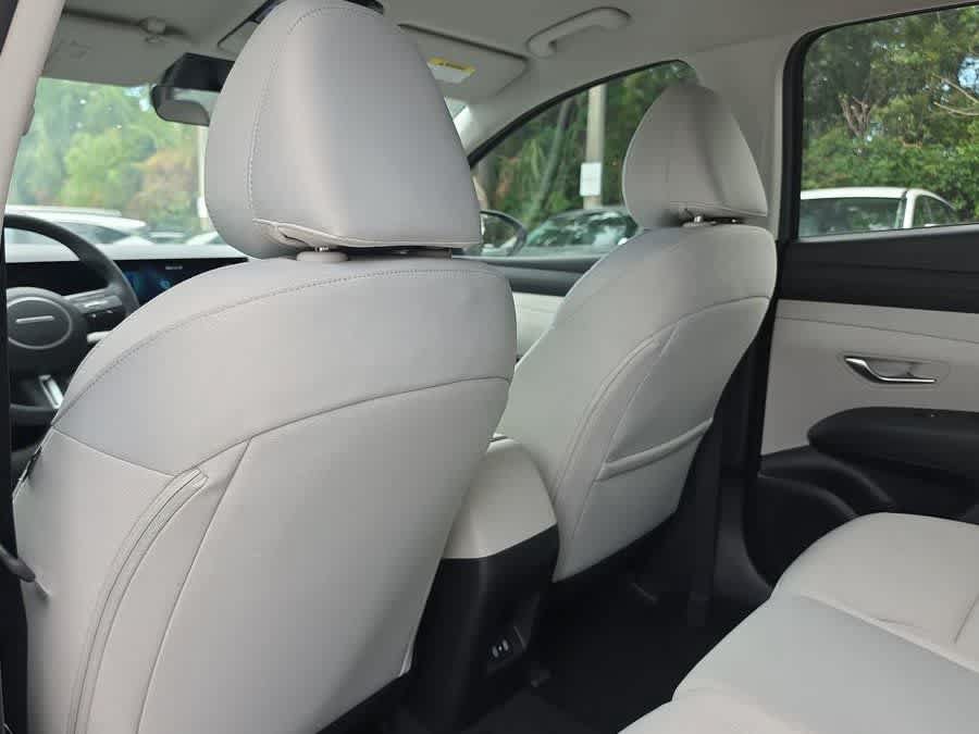 New 2026 Hyundai Tucson SE FWD image 19