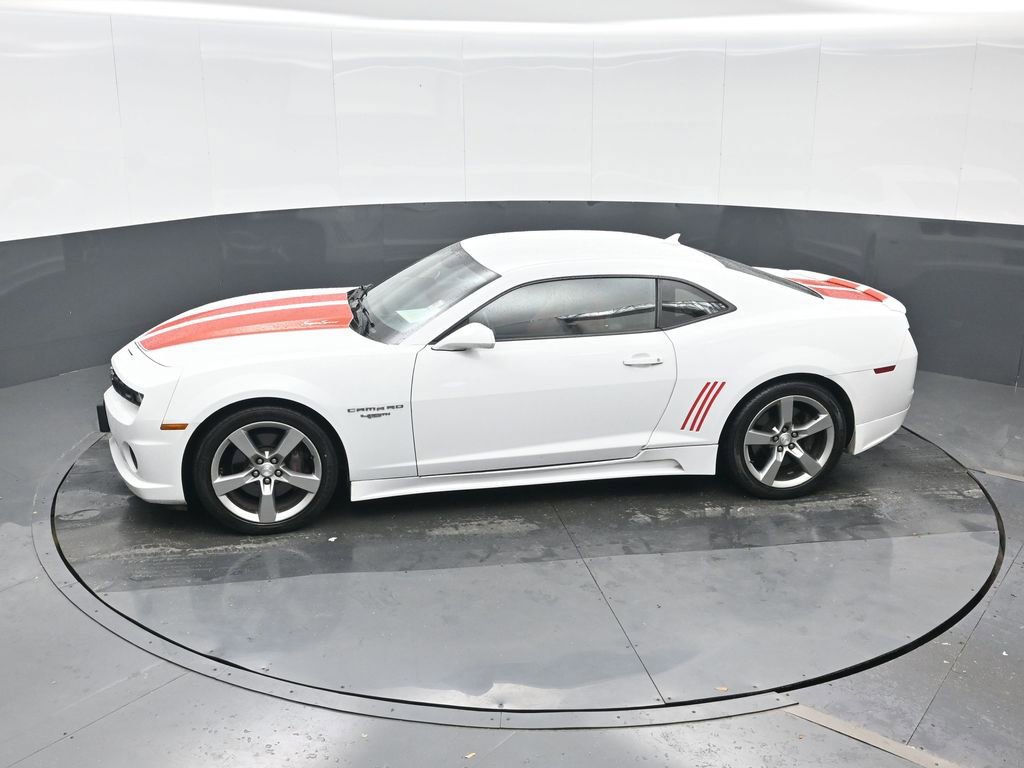 Used 2012 Chevrolet Camaro SS w/ RS Package image 18