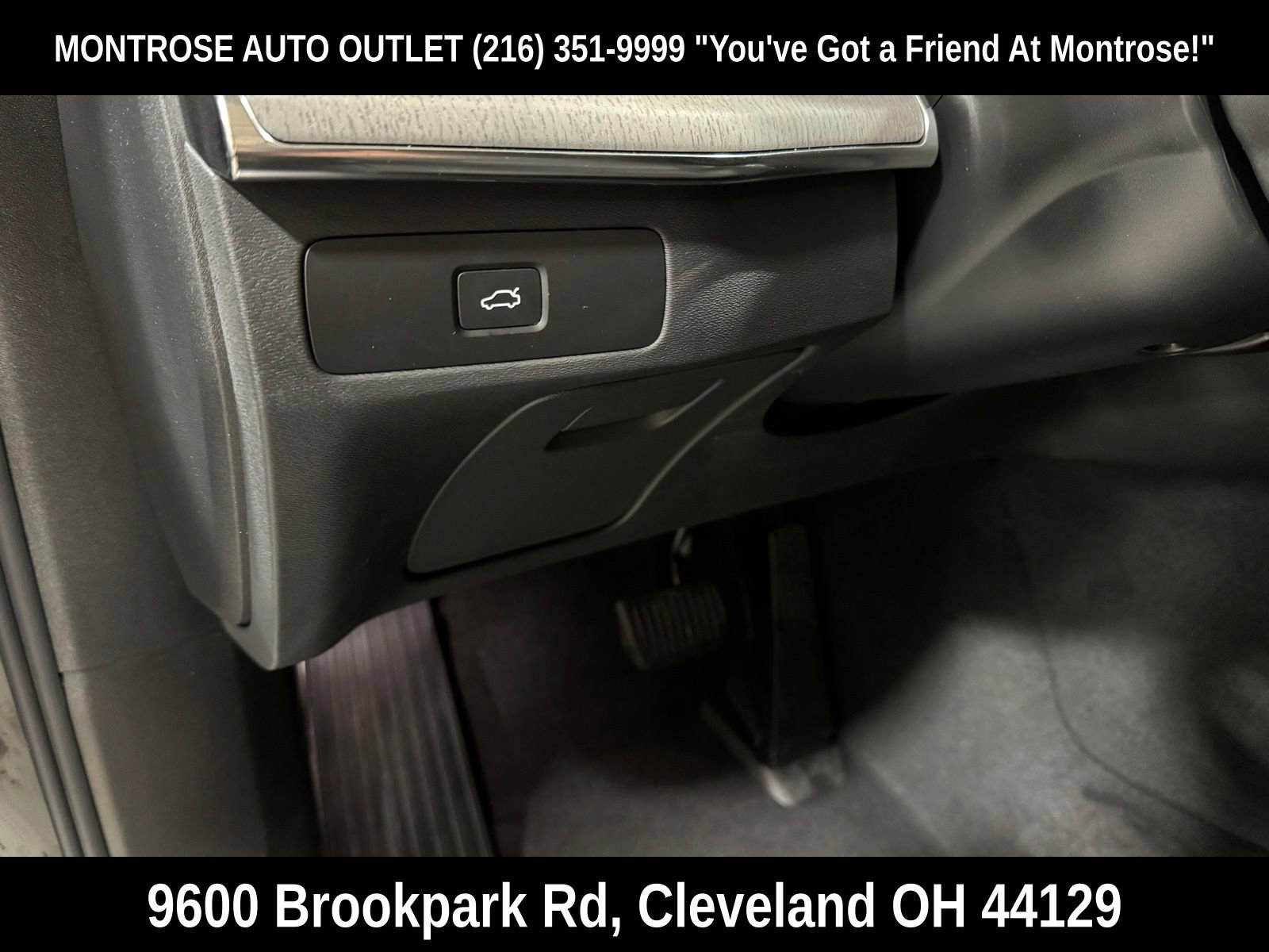 New 2026 Volvo XC90 B6 Ultra w/ Protection Package image 15