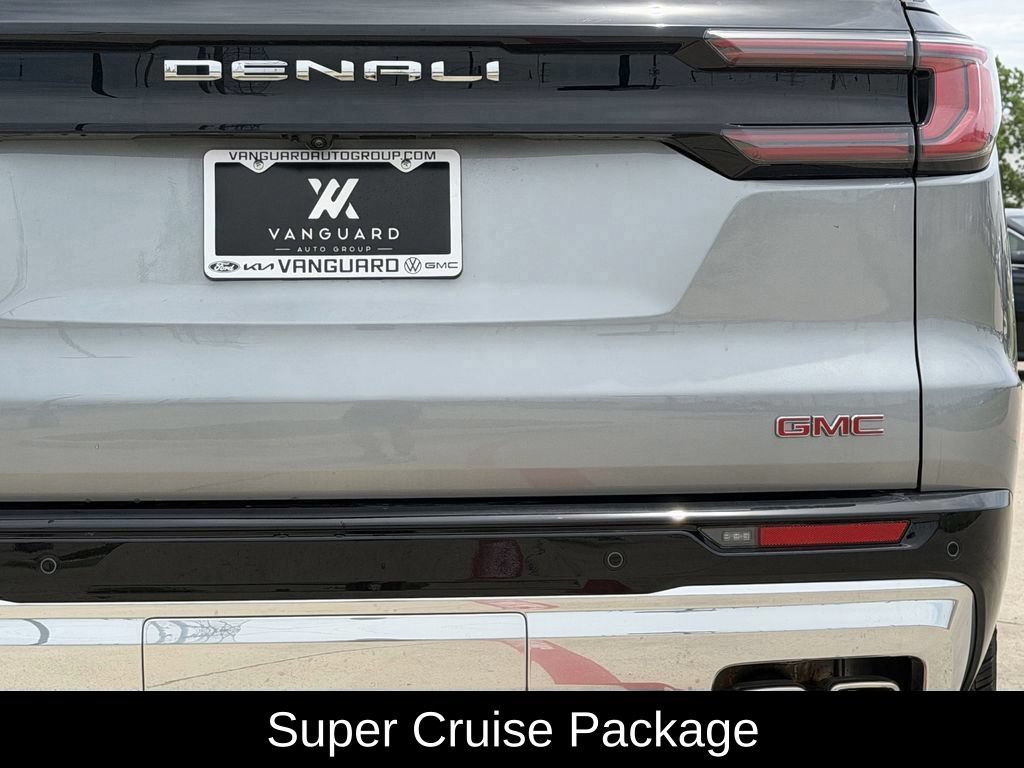 New 2026 GMC Acadia Denali w/ Super Cruise Package FWD image 5