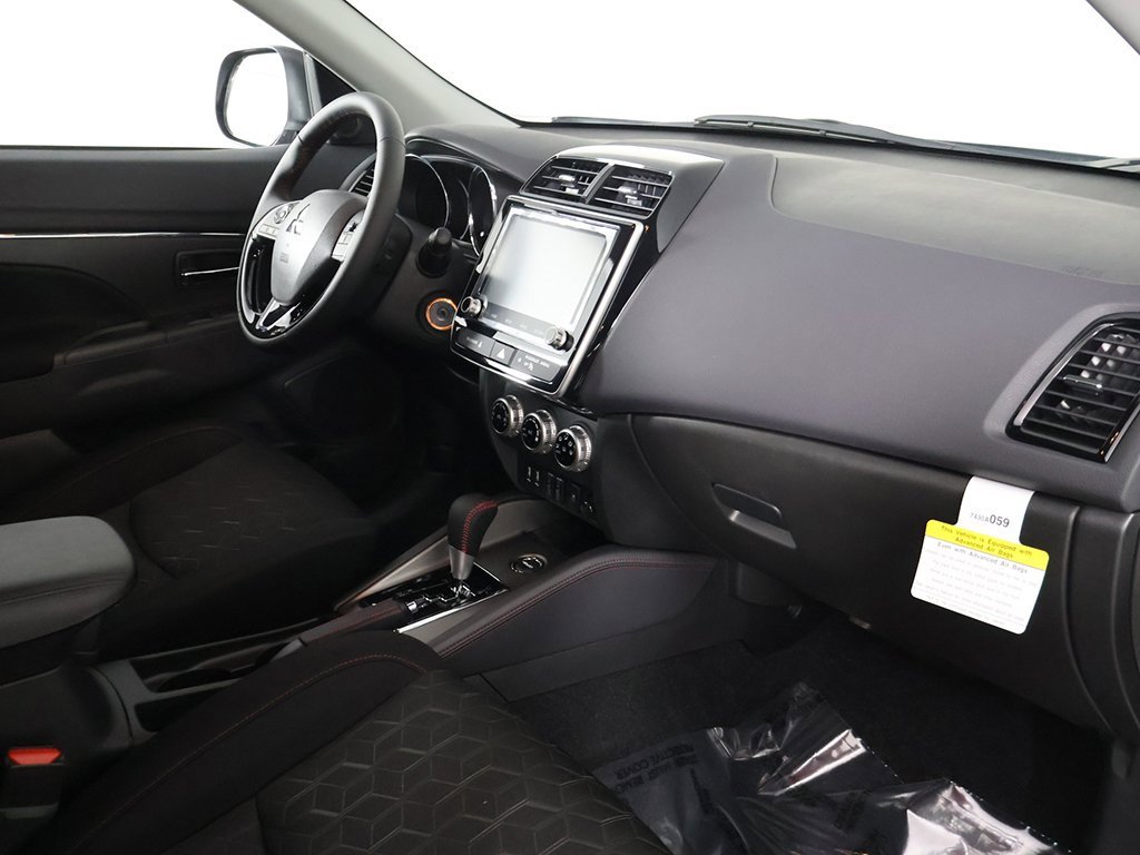 New 2025 Mitsubishi Outlander Sport LE image 24