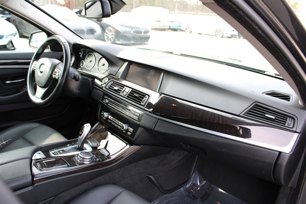 Used 2015 BMW 528i Sedan image 17
