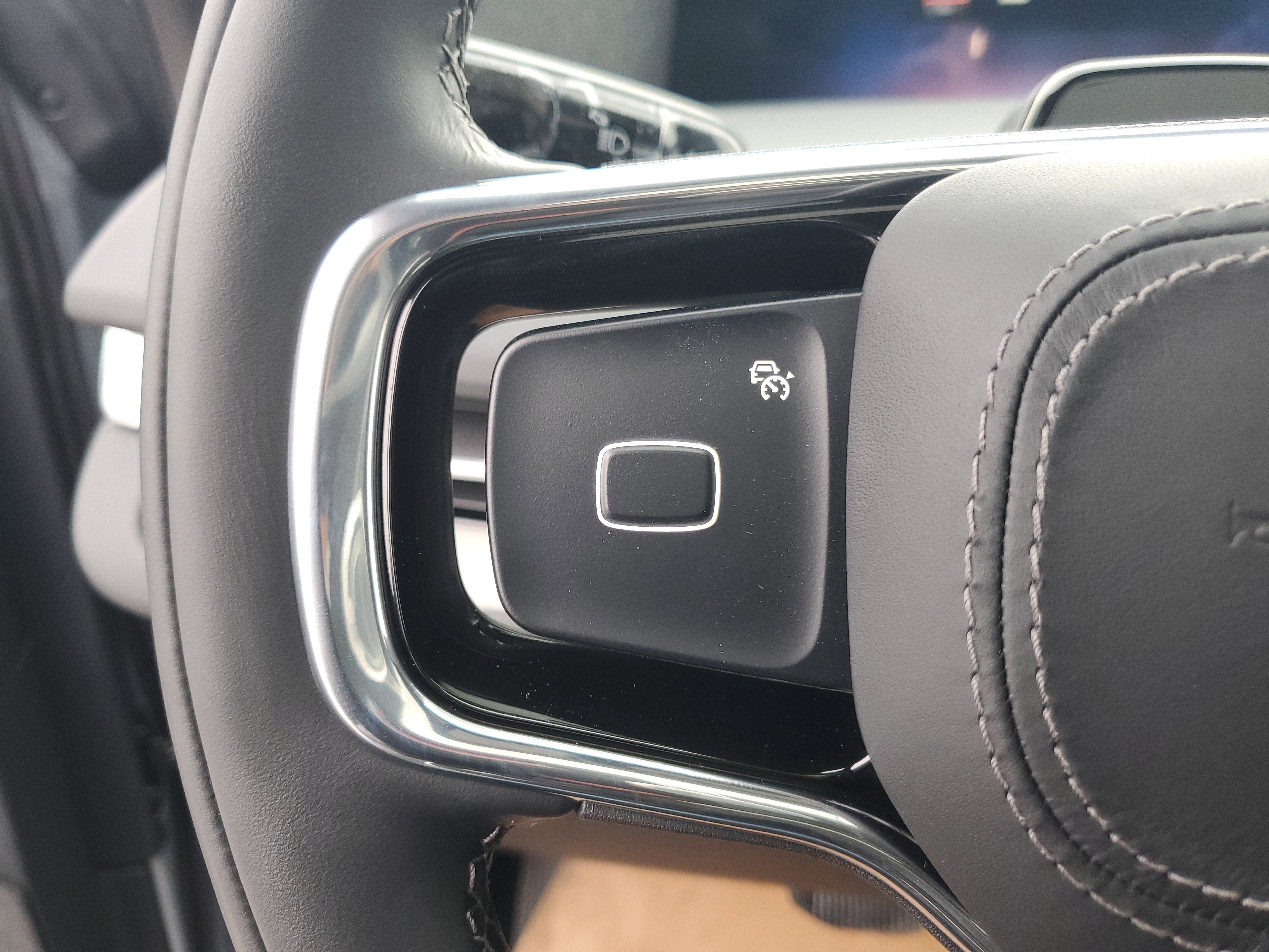 New 2025 Lincoln Navigator L Reserve w/ Jet Appearance Package image 17