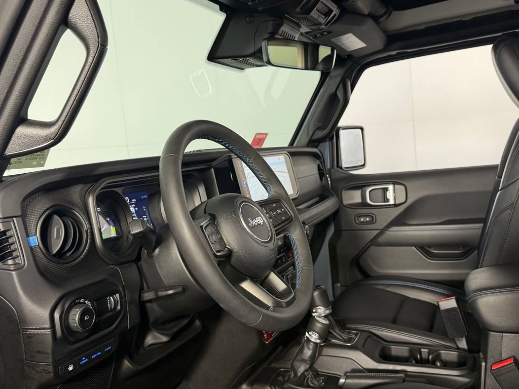 Used 2024 Jeep Wrangler Unlimited Rubicon 4xe AWD/4WD image 23