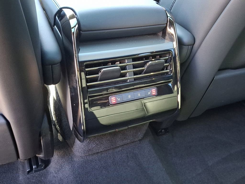 Used 2025 Land Rover Range Rover Sport Dynamic SE image 11