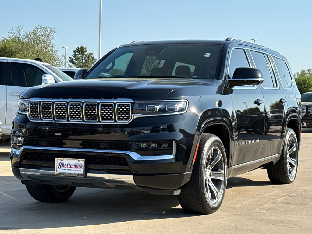 Used 2022 Jeep Grand Wagoneer Series I AWD/4WD image 3