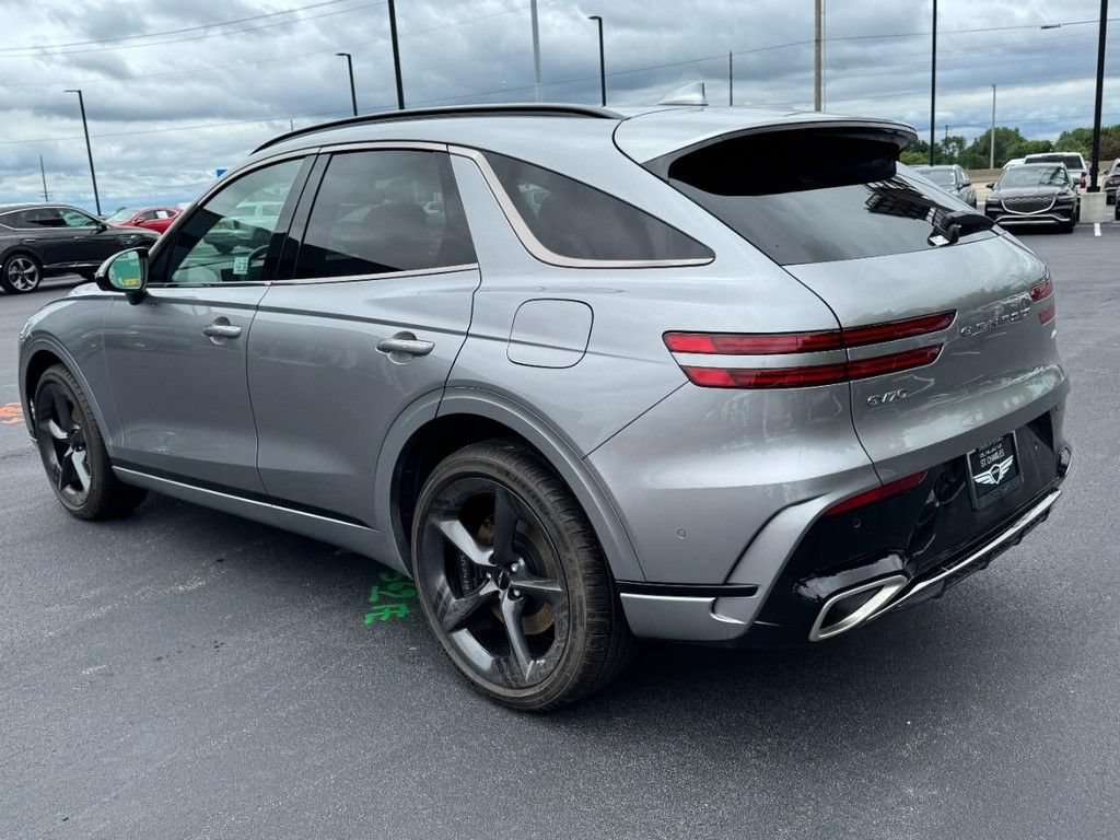 Certified 2026 Genesis GV70 2.5T Sport Prestige AWD/4WD image 5
