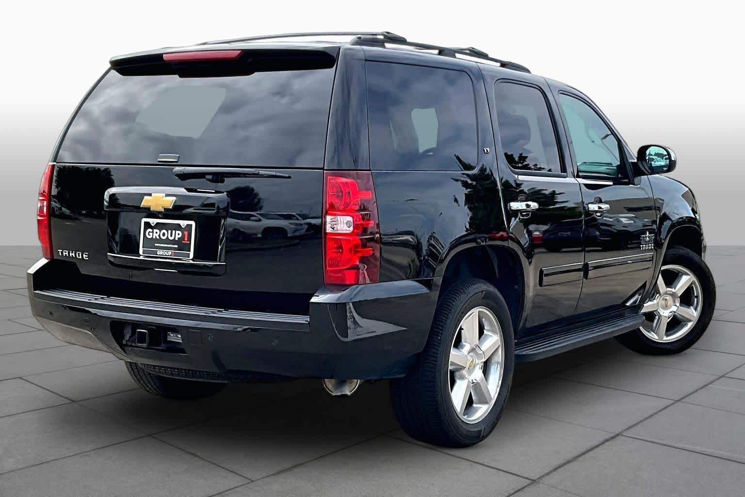 Used 2013 Chevrolet Tahoe LT w/ Texas Edition RWD image 12