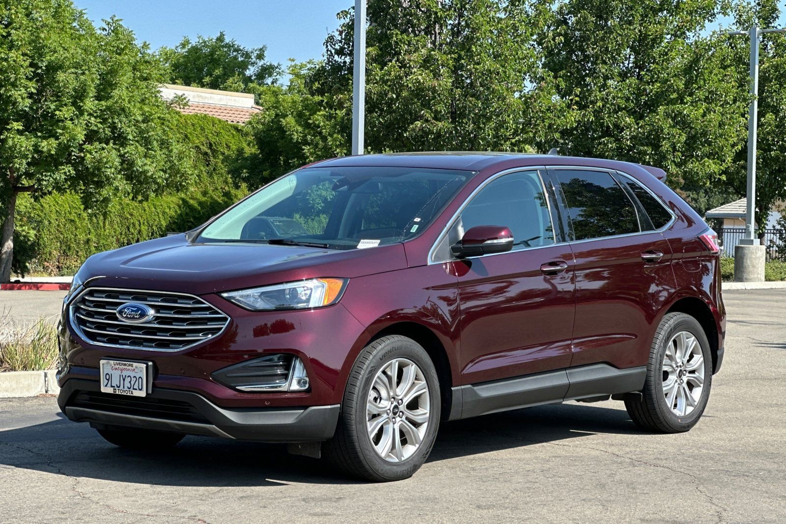 Used 2024 Ford Edge Titanium image 8