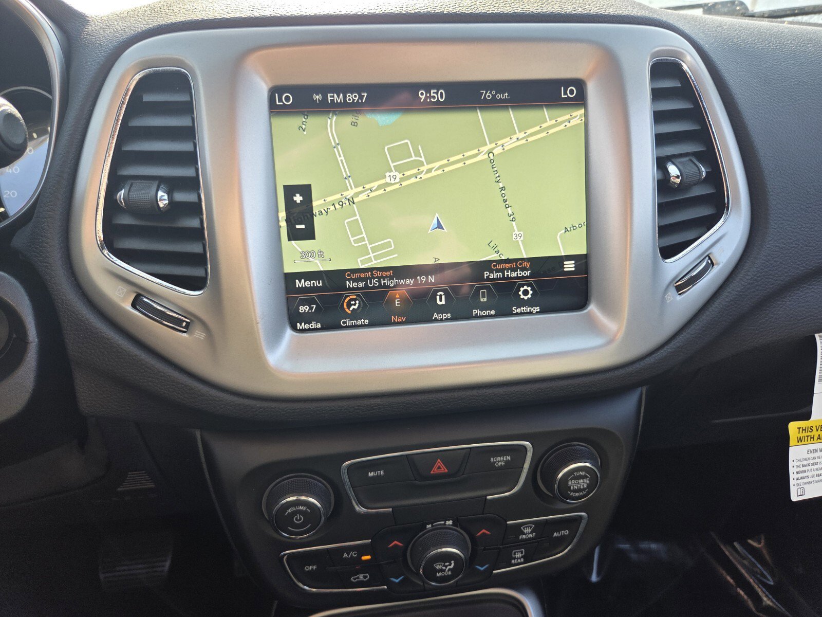 Used 2021 Jeep Compass Latitude image 21