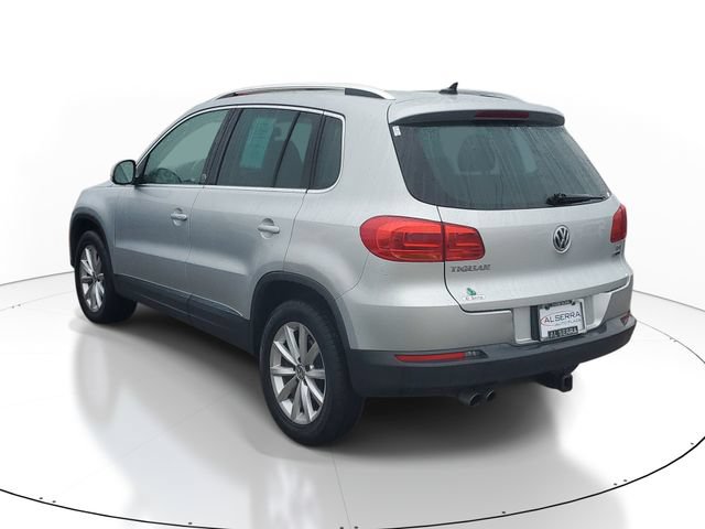 Used 2017 Volkswagen Tiguan Wolfsburg Edition AWD/4WD image 3